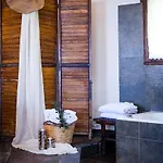 Dohos Boutique Larissa