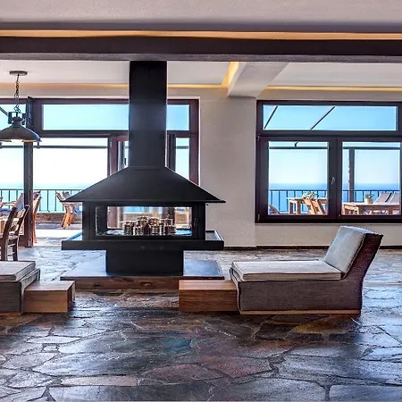 Dohos Boutique Hotel