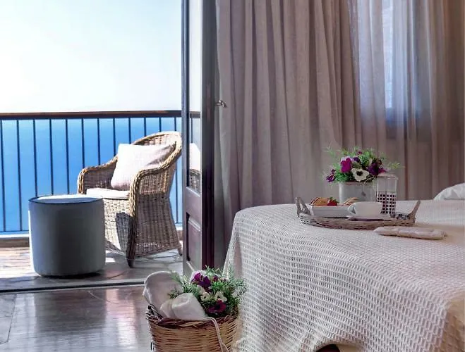 Dohos Boutique Hotel 3*